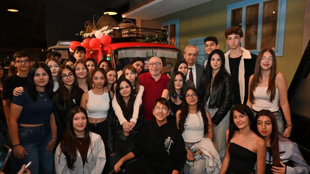 “Çiçek Abbas” Yıllar Sonra Aynı Direksiyona Oturdu 3